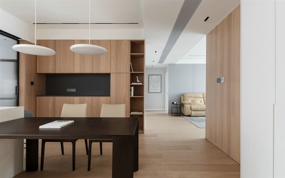 北海室内装修佛山奥园159平方米四居-现代极简原木风格室内设计家装案例